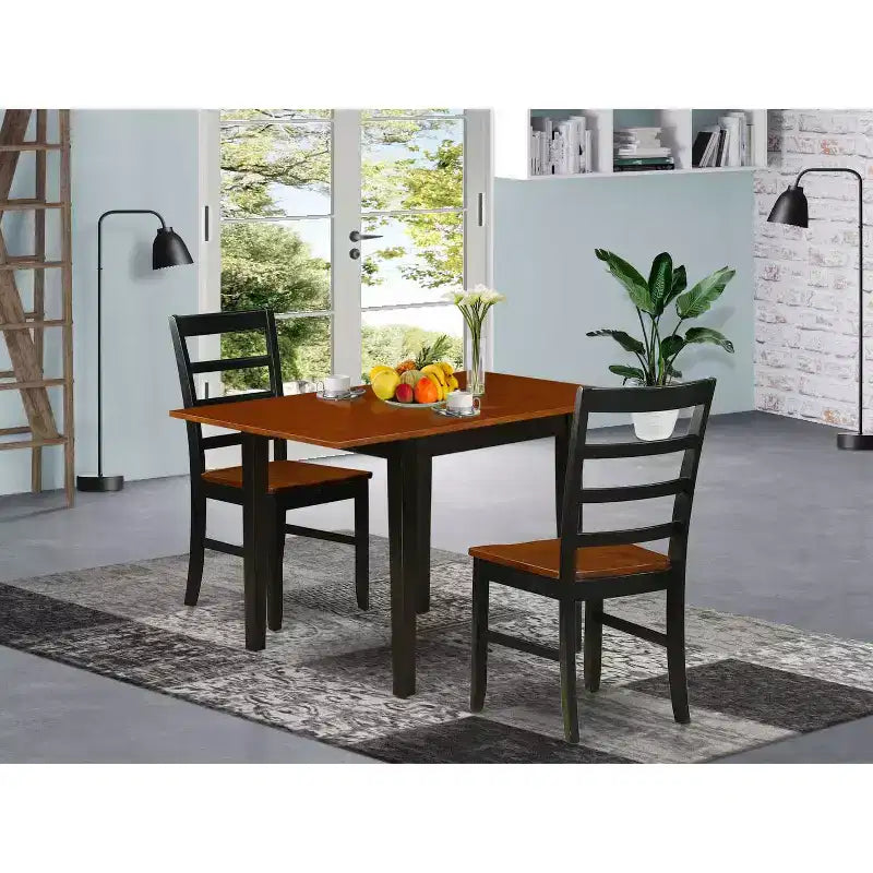3-teiliges Esszimmertisch-Set mit quadratischem Tisch und Stühlen mit Leitersprossenlehne, Tischplatte aus Massivholz, in Schwarz und Kirschbaum-Optik