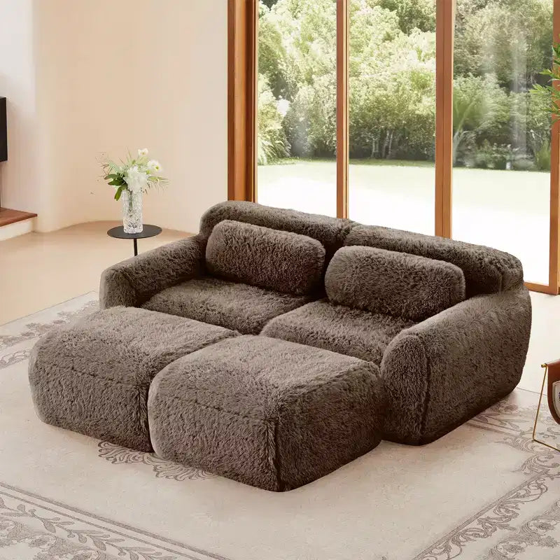 80,3-Zoll-Ecksofa aus hellbeigem Plüschstoff mit Zierkissen und 2 Hockern, 32D-Hochdichte-Schaumstoff