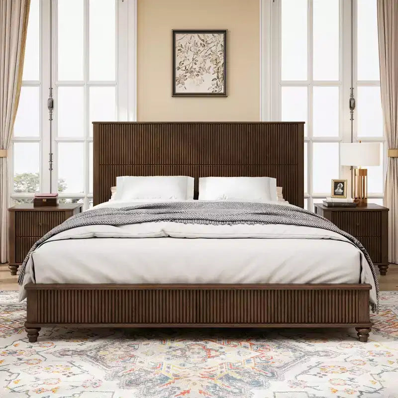 3-teiliges Schlafzimmer-Set, Bettrahmen für Queen/King-Size & 2 geriffelte Nachttische mit Schubladen - ModernLuxe