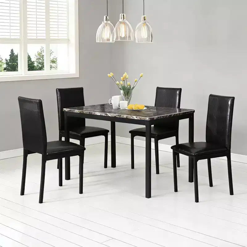 GDFStudio Nolan 5-teiliges Esszimmer-Set mit Metallrahmen und Tischplatte in Marmoroptik