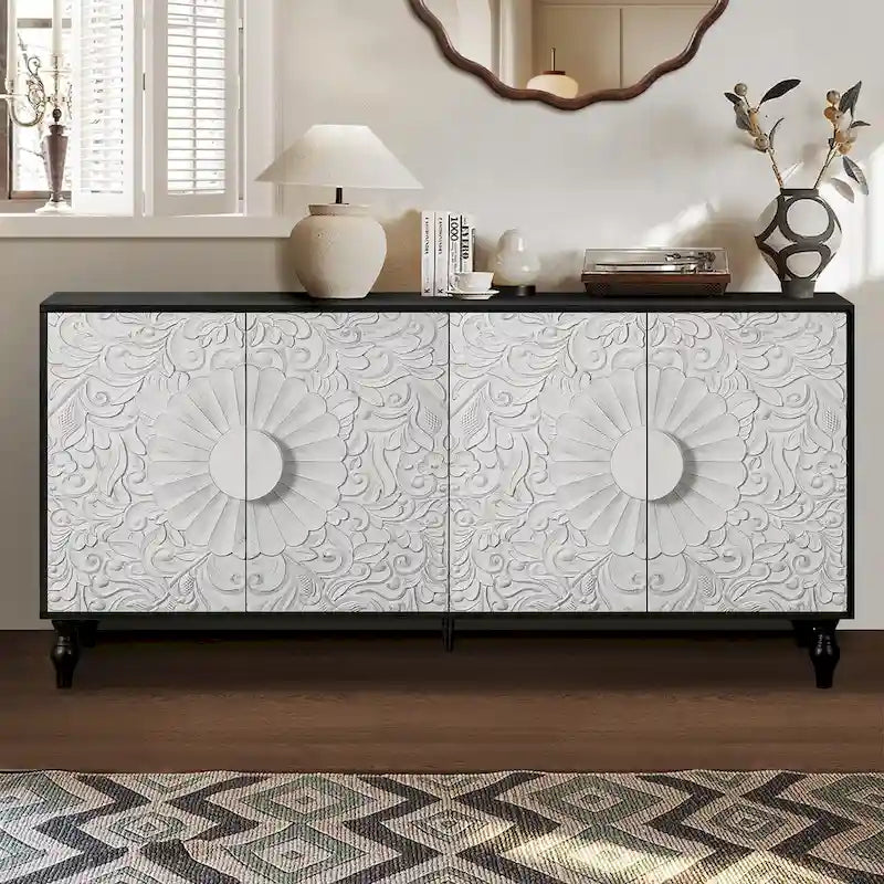 Geschnitzte Symmetrische Design Sideboards