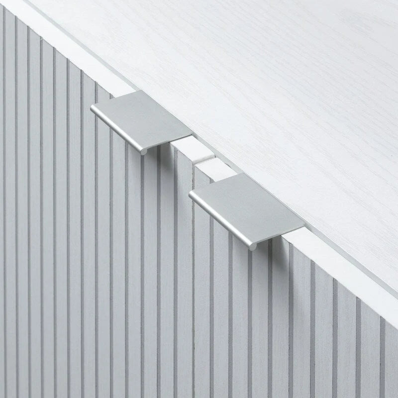 Weißer Schrank 2-türig