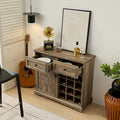 Buffetschrank mit Weinregal